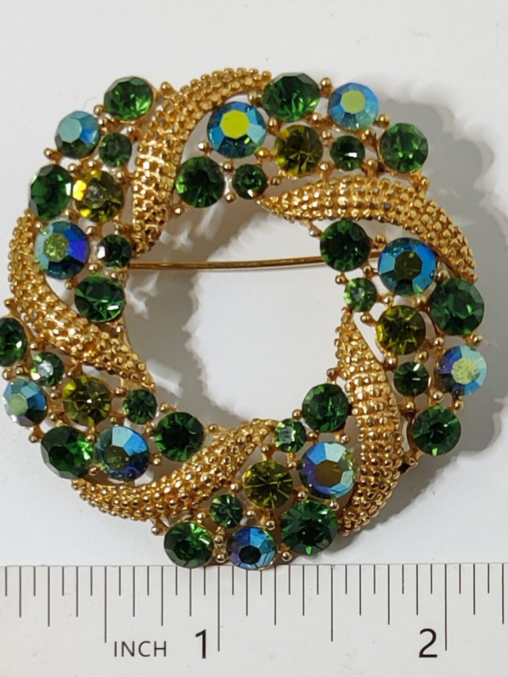 Vintage Lisner Wreath Brooch Green AB Rhinestone Gold Tone 1950s 60s
